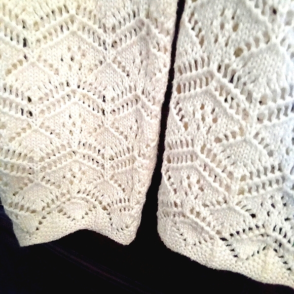 Dalia One Button Tie Waist Crochet Cardigan - Picture 2 of 9